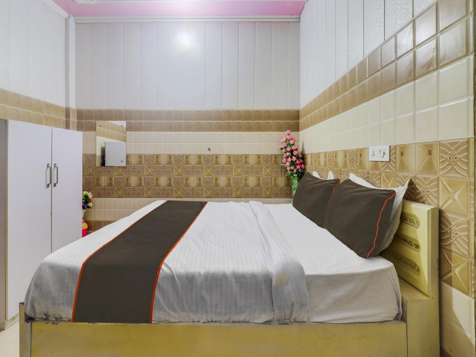 Collection O Paradise And Restaurant Hotel Kashipur ภายนอก รูปภาพ