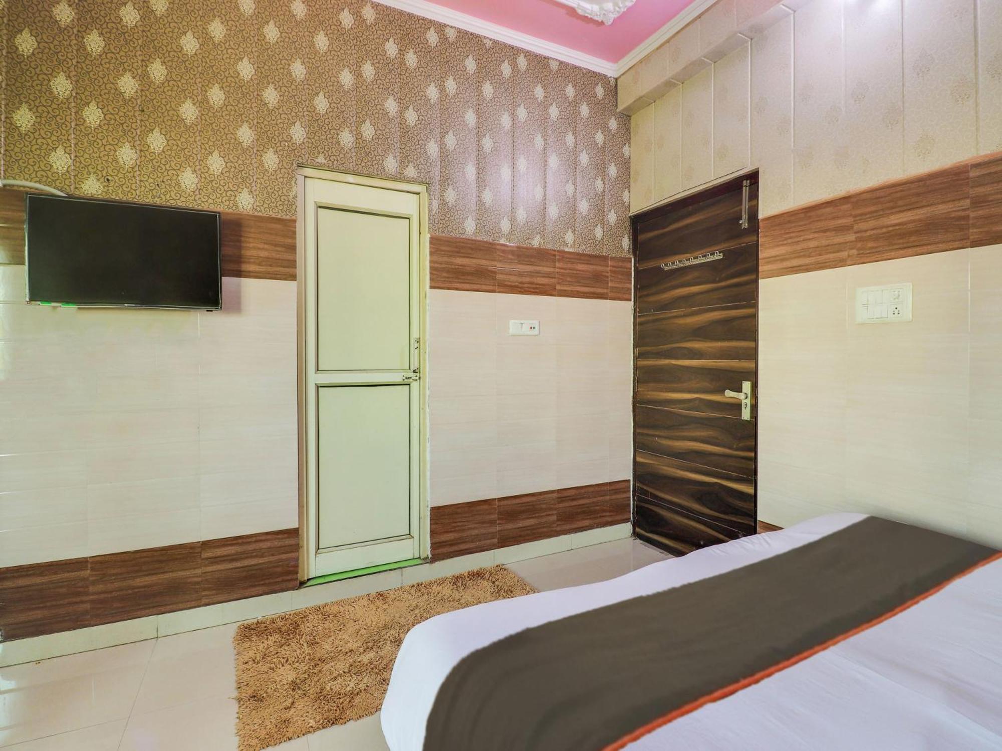 Collection O Paradise And Restaurant Hotel Kashipur ภายนอก รูปภาพ